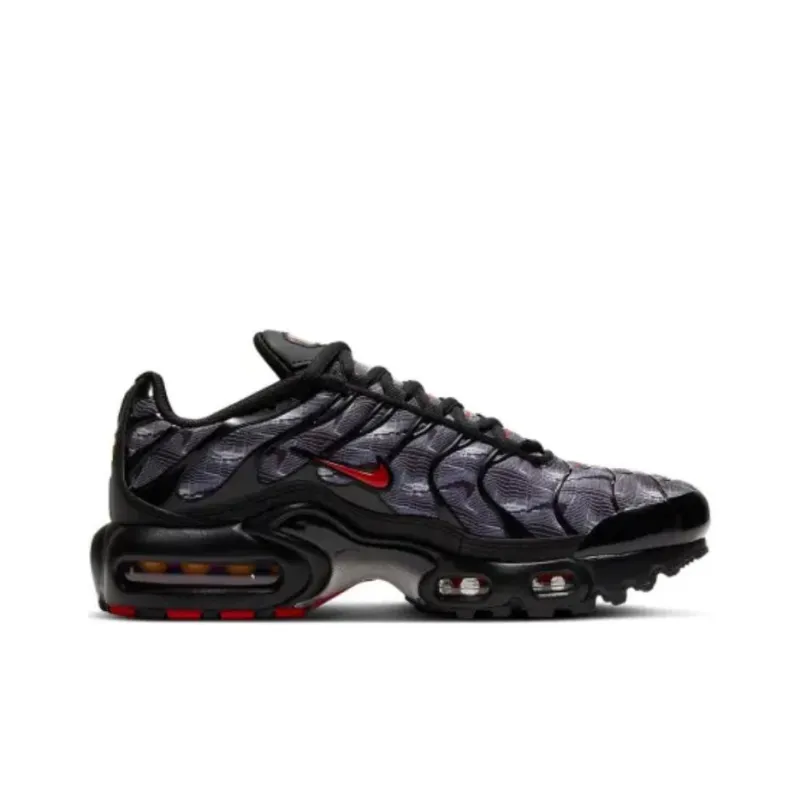 Nike Air Max Plus Camo Black-1