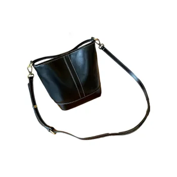 TTaG．baG Vegetable Tanned Top Grain Cow Leather Shoulder Bag Women's