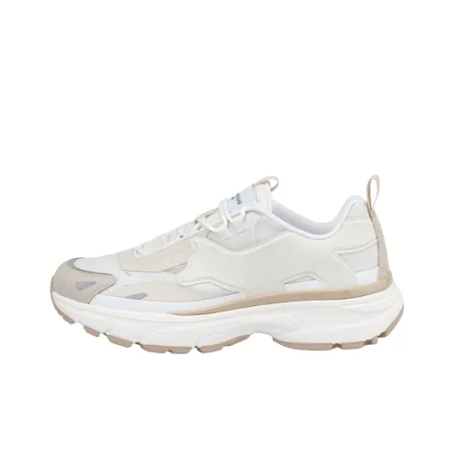 Maison Kitsune Casual Shoes Women's Low-Top White