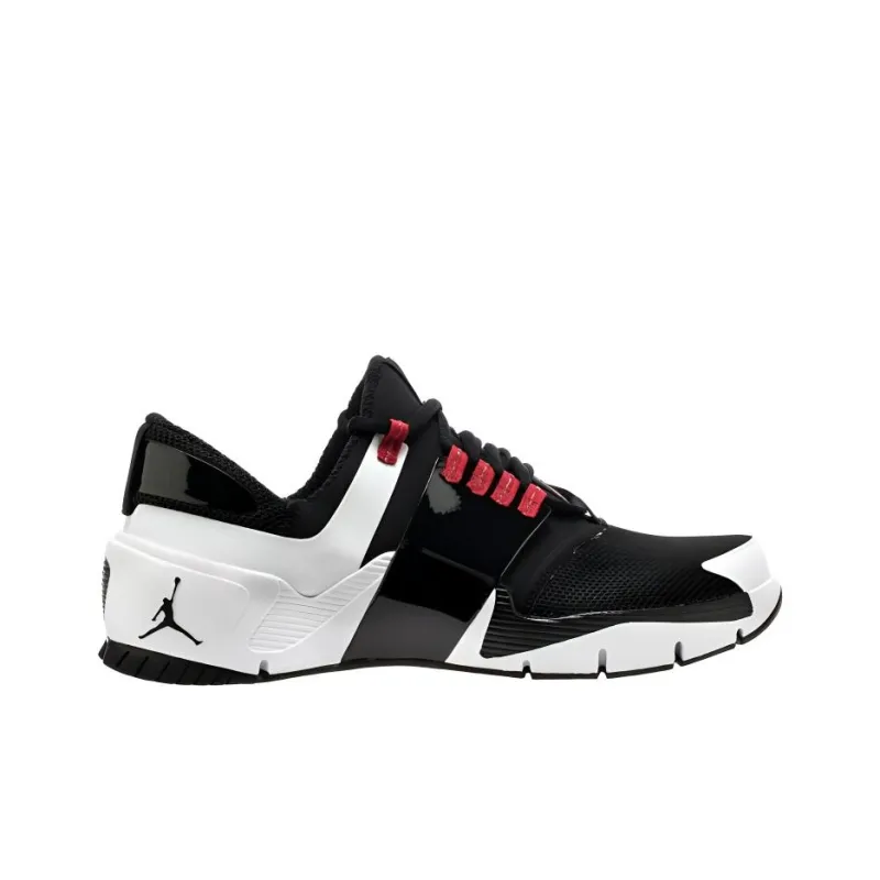 Jordan Alpha Trunner Black White Gym Red-1