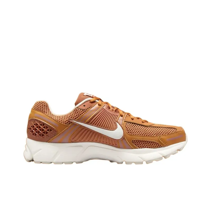 Nike Zoom Vomero 5 Monarch-1