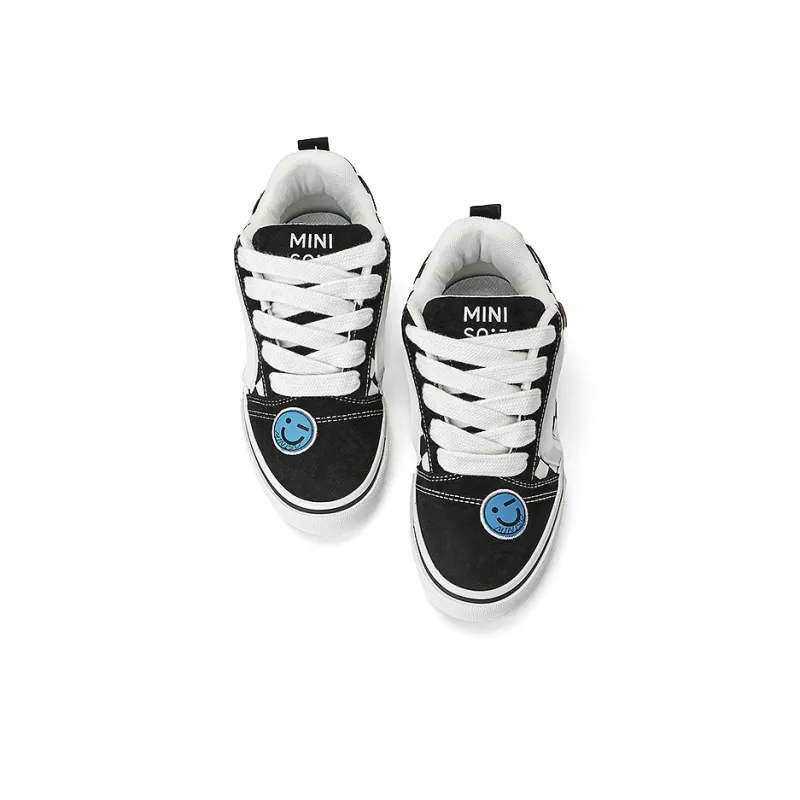 MINISO Dream M Series Skateboard Shoes Unisex Classic Black White-4
