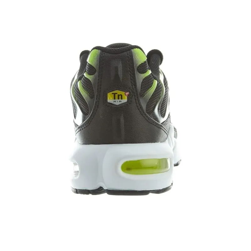 Nike Air Max Plus 'Black Volt'-3