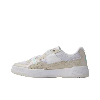 DC Shoes Low Top Skateboard Shoes Women's Khaki