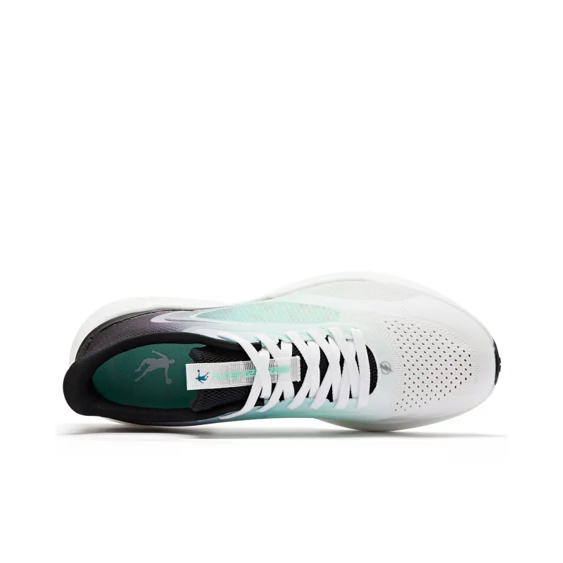 QIAODAN Low Top Running Shoes Men's Jordan White Smart Green-3