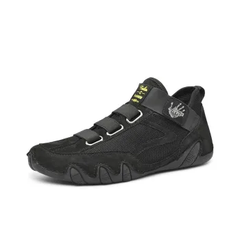 Bull Charm Slip Resistant Low Top Casual Shoes Men's