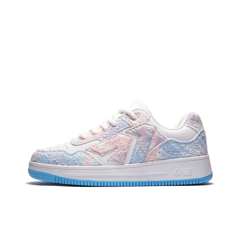A1 Small White Shoes Coverage Wear-Resistant Lightweight Low-Top Skateboard Shoes Unisex-56