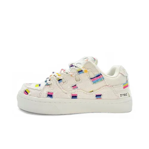 ITGI Skateboard Shoes Women's Low-Top Multicolor