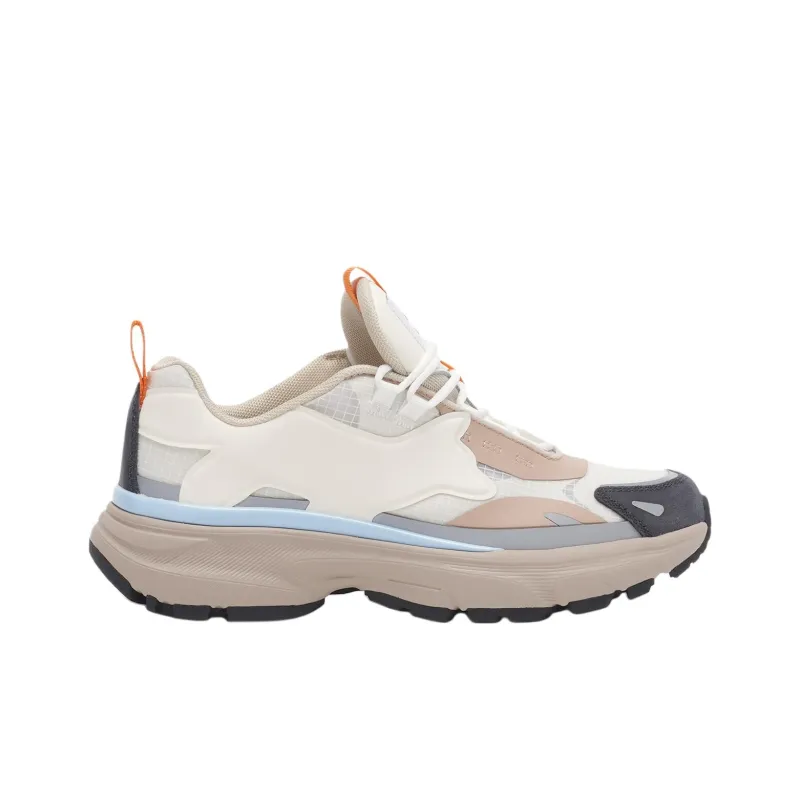 Maison Kitsune Low Top Casual Shoes Women's Beige Pink-1