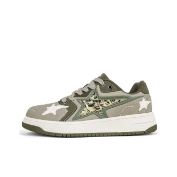 Pepe The Frog Wear-Resistant Slip-Resistant Skateboard Shoes Men's Beige Green