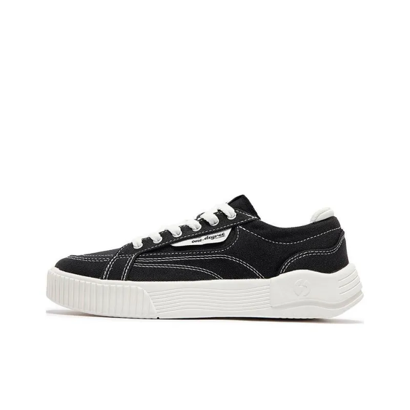 361° Anti Slip Wear Resistant Low Top Skateboard Shoes Women's Black White-0