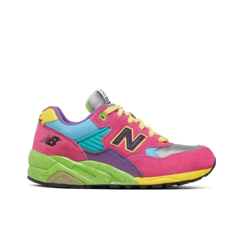 UNDEFEATED X Stussy X Hectic x New Balance Cushioning, Wear Resistant Low Top Running Shoes Unisex Fuchsia-1