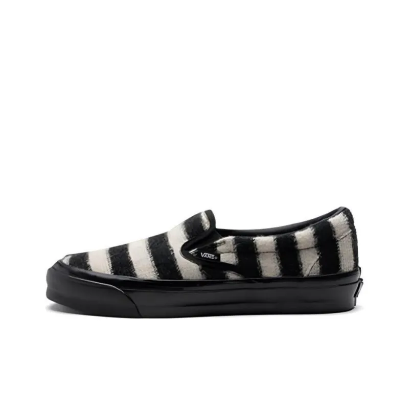 Vans Slip On Concepts World's End-0