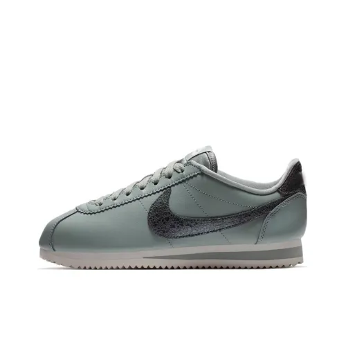 Nike Classic Cortez Light Pumice Women's