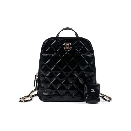 CHANEL 22A Early Autumn Backpacks