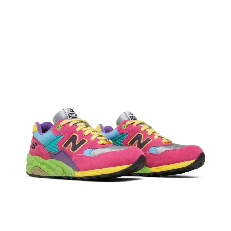 UNDEFEATED X Stussy X Hectic x New Balance Cushioning, Wear Resistant Low Top Running Shoes Unisex Fuchsia-2