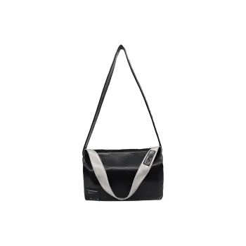 UNITE STAR Shoulder Bags