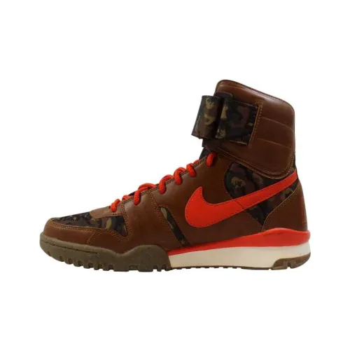 Nike Air Shark Trainer Dark Flood Brown