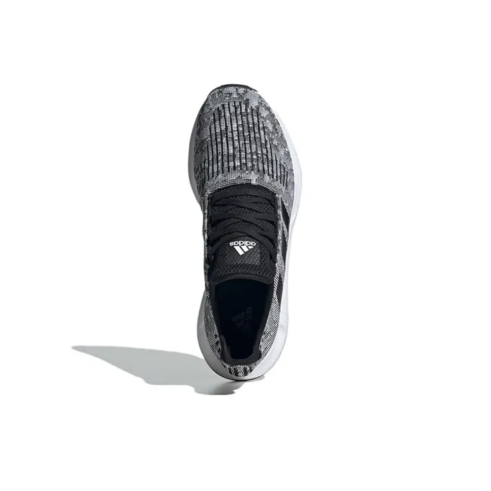 Adidas Swift Run 1.0 Core Black Cloud White-3