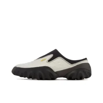 Oakley Chop Saw Panelled Slippers