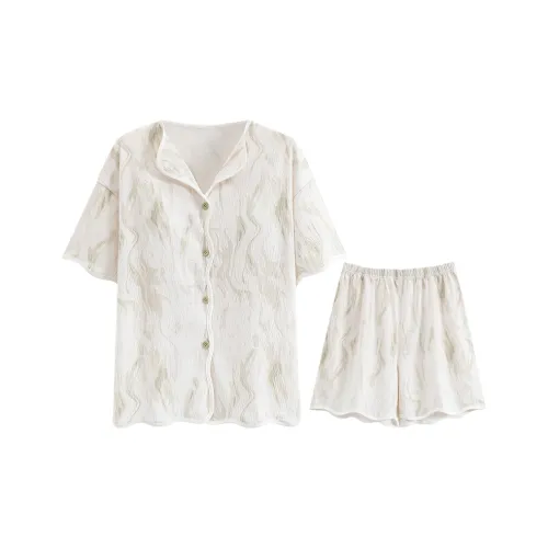 William Women's Pajama Sets