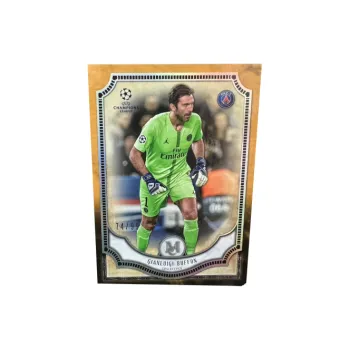 Topps Champions League Museum Italy Version Juventus Big Paris Door God Buffon Soccer Star Card Pass Sports Cards 1 Pc