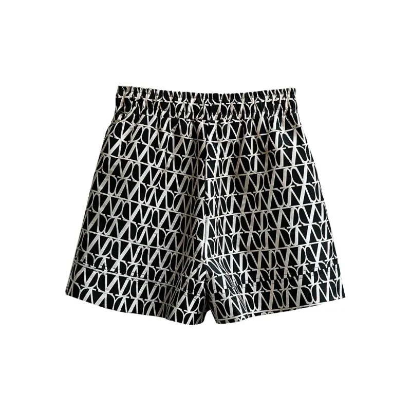 Cypress House Casual Shorts Women's Black With Beige Floral Pattern-1