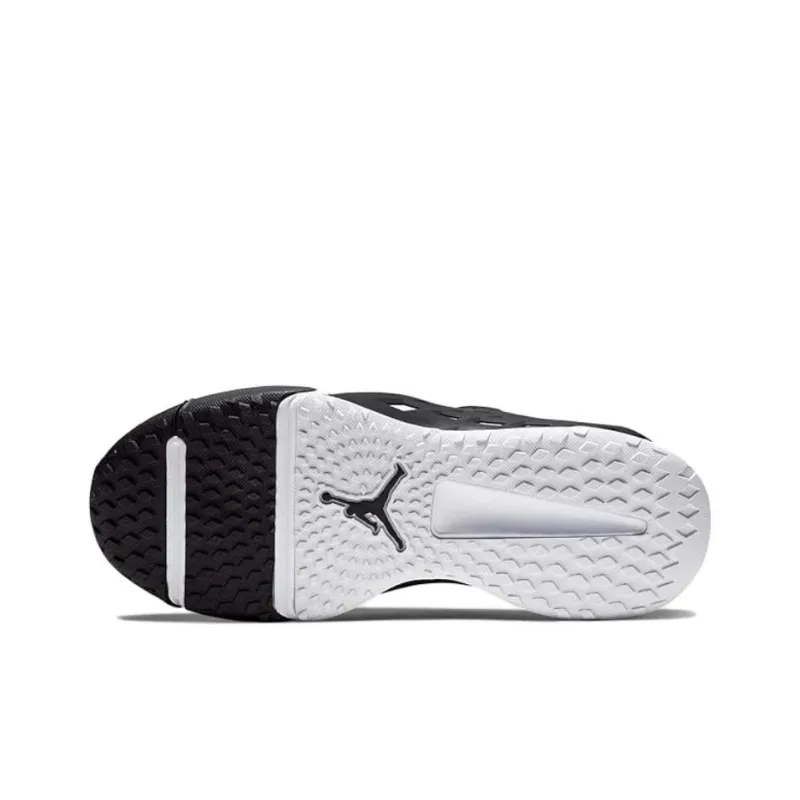 JORDAN Alpha 360 Tr Black White-3