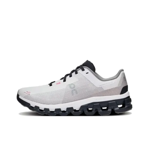 On Women's Cloudflow 4 DISTANCE 'White Black'