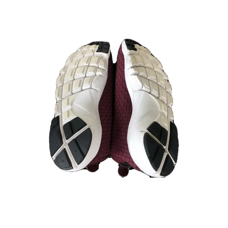 Nike Air Footscape Desert Chukka Deep Garnet-3