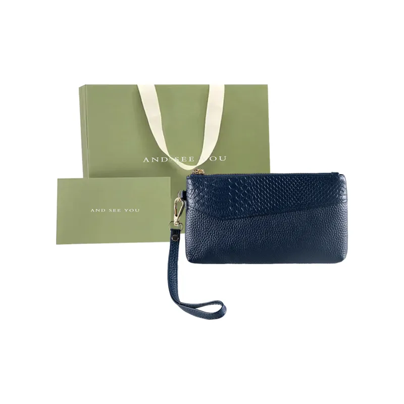 ANDSEEYOU Clutches-1