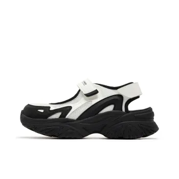 361° Slip Resistant Breathable River Trekking Shoes Women's White Black