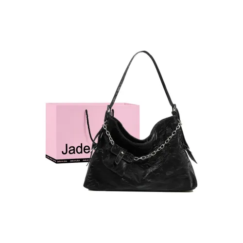 Jade En Plus Shoulder Bags