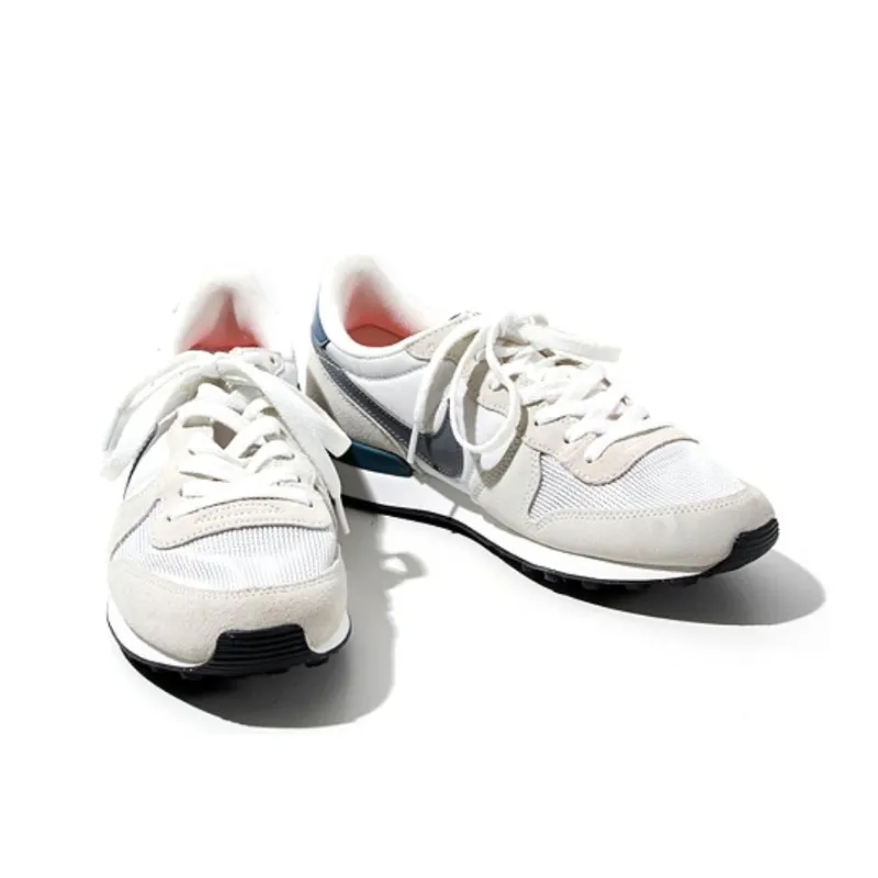 Nike Internationalist-2
