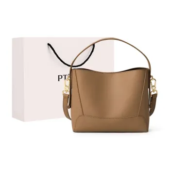 PT'SON Handbags Cocoa Brown