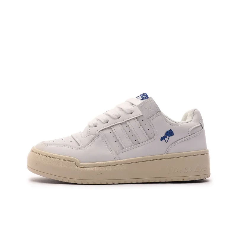 Mengsai Coverage Slip Resistant Low Top Skateboard Shoes Women's White-0