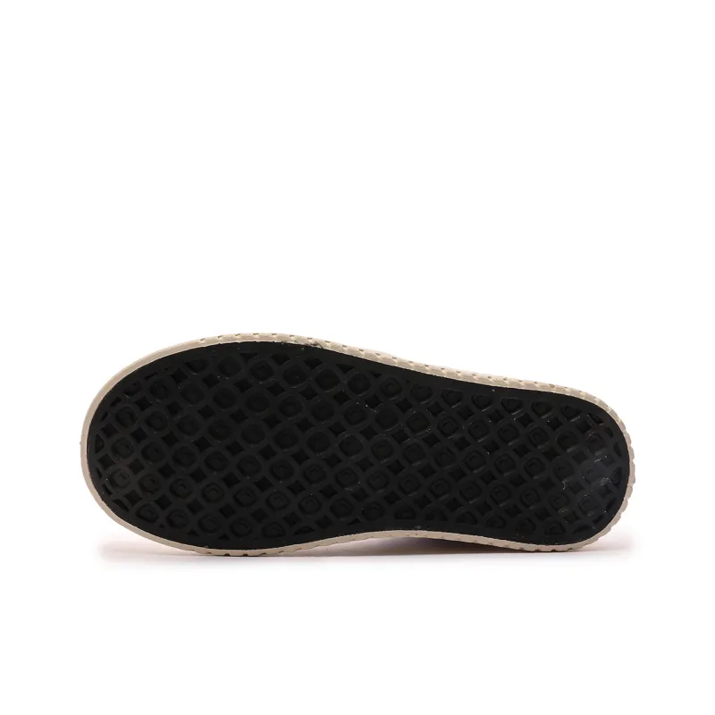 Mengsai Coverage Slip Resistant Low Top Skateboard Shoes Women's White-5