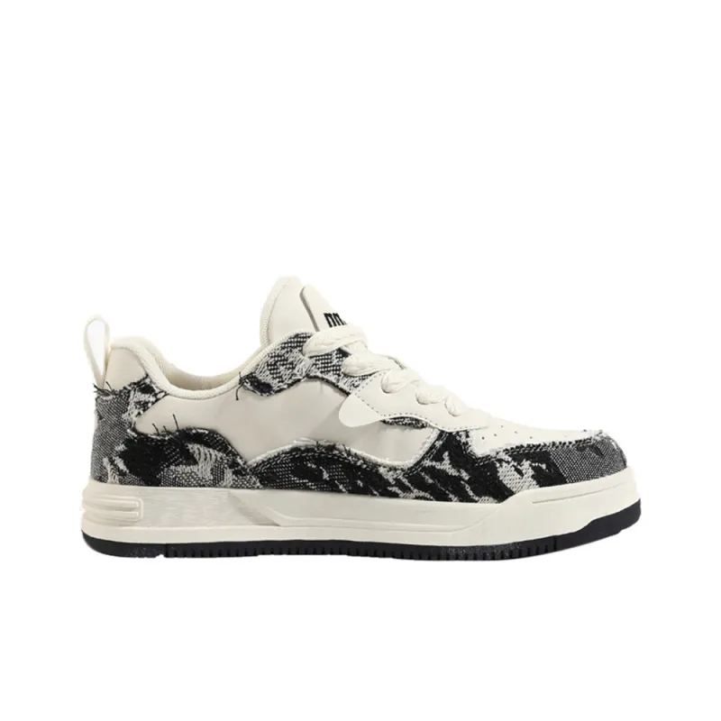 Desert Ram Low Top Skateboard Shoes Unisex-1
