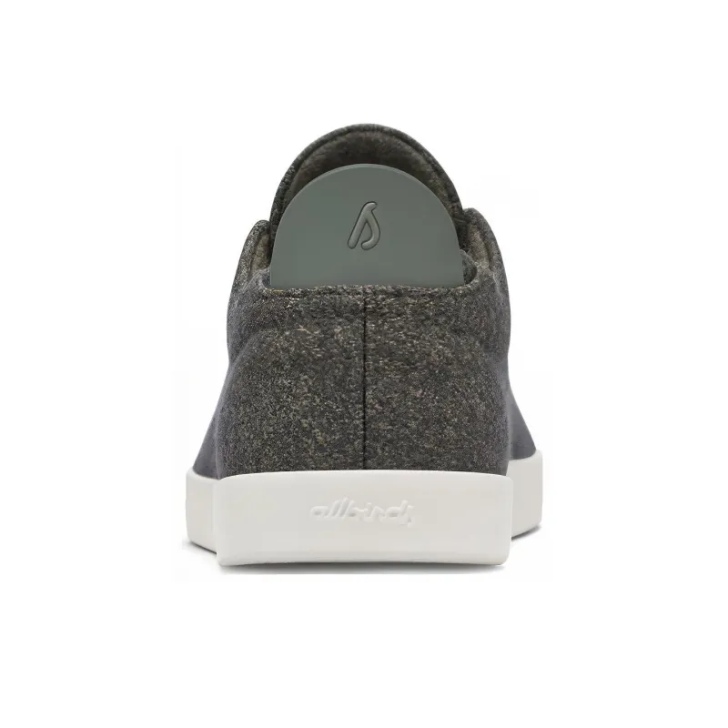 Allbirds Wool Piper Warm Breathable Low-Top Skateboard Shoes Men's Black Forest White Background-2