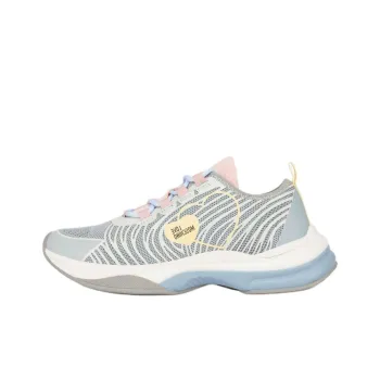 MOSCHINO Sprint Love Low-Top Casual Shoes Women's Gray