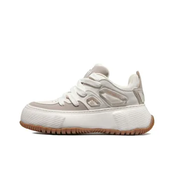 OGR Pump Futro Mixr Low Top Chunky Sneakers Unisex Greige