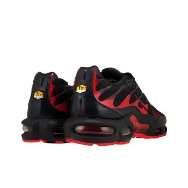 Nike Air Max Plus Anthracite Challenge Red-1