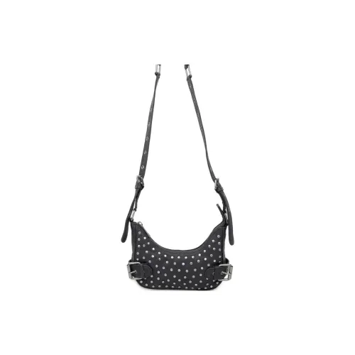 NUNOO Shoulder Bags Black With Antique Silver