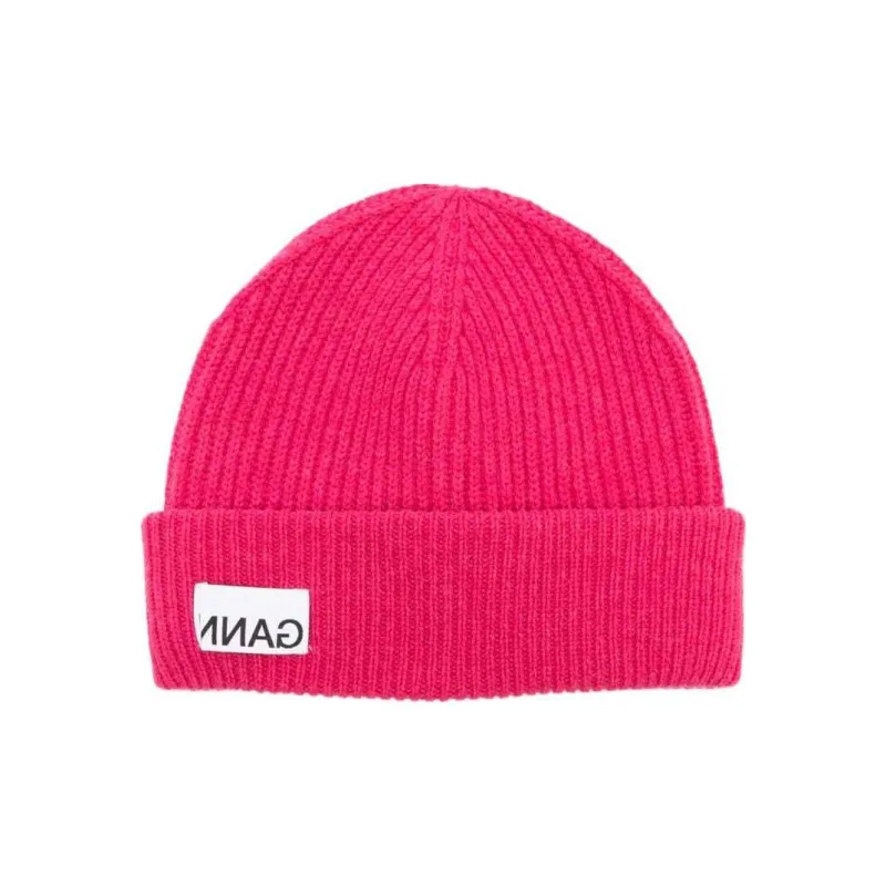 GANNI Logo-tag Knitted Beanie-1