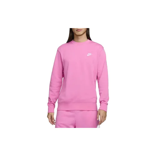 Nike Club T-Shirts Unisex Playful Pink