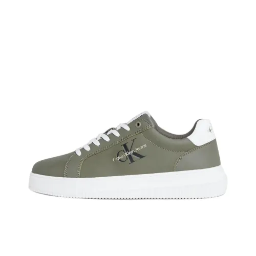 CALVIN KLEIN Low-Top Skateboard Shoes Men's Dark Shorts