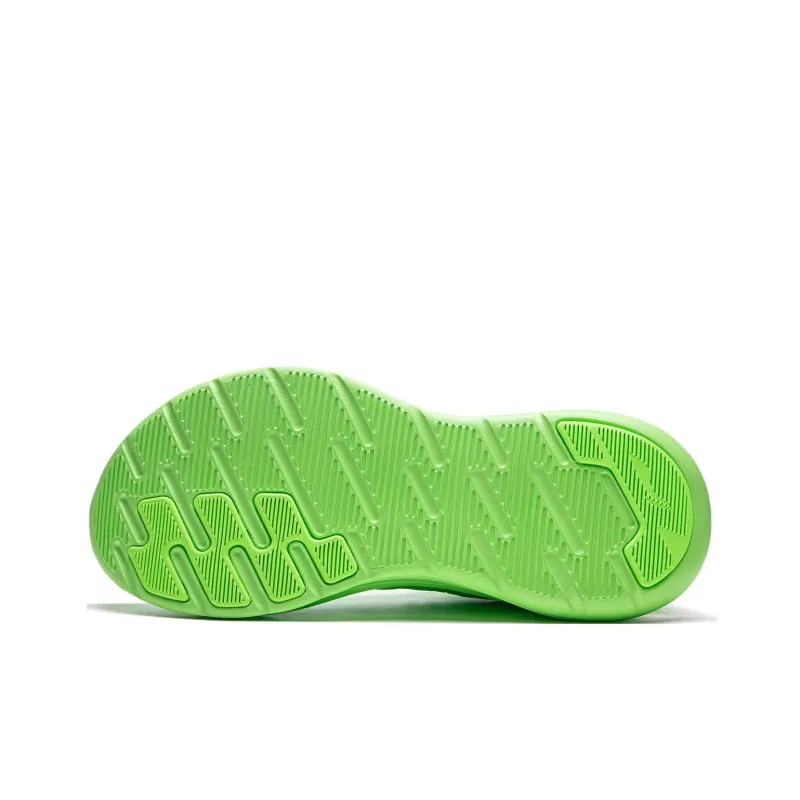 LiNing Ling Yue Cushioning Slip Resistant Low Top Running Shoes Men's Neon Green-6