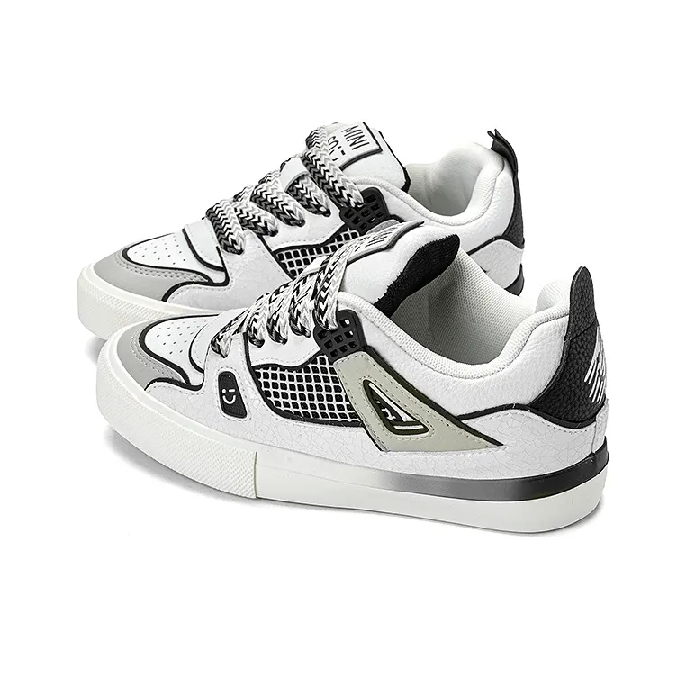 MINISO Low Top Skateboard Shoes Unisex Black White-0