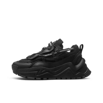 Daisy Fellowes Devil One Chunky Sneakers Unisex Low Top Black