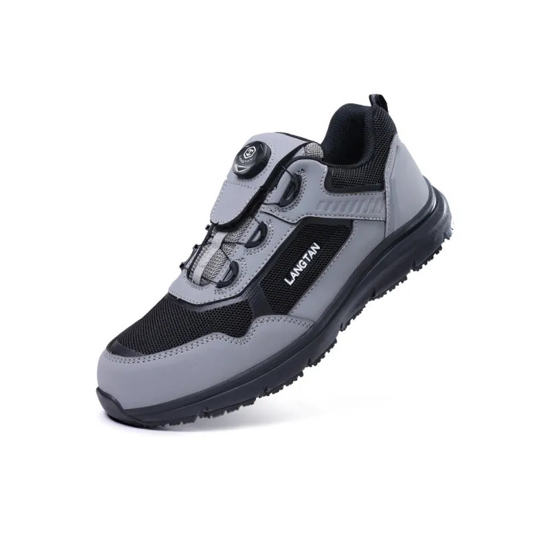 Wolf Detective Slip Resistant Impact Resistant Lightweight Low Top Outdoor Shoes Unisex-1
